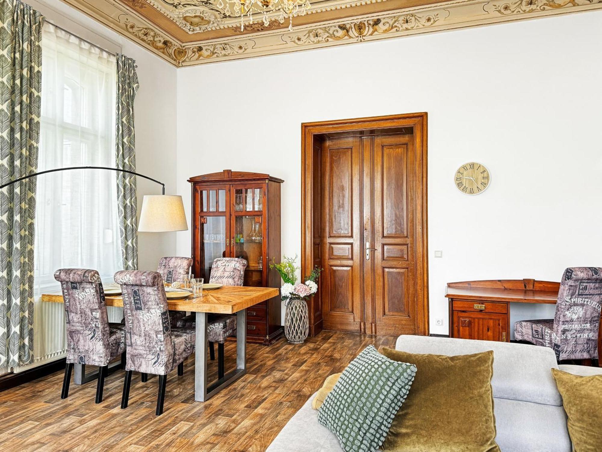 Ferienwohnung Villa Nieske - Jugendstil Denkmal, Free Wlan & Parken, Self Check-In, Smart-Tv Herzberg  Екстериор снимка